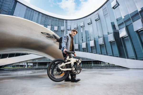 How Folding E-Bikes in UK are Revolutionizing the Way We Go to Work