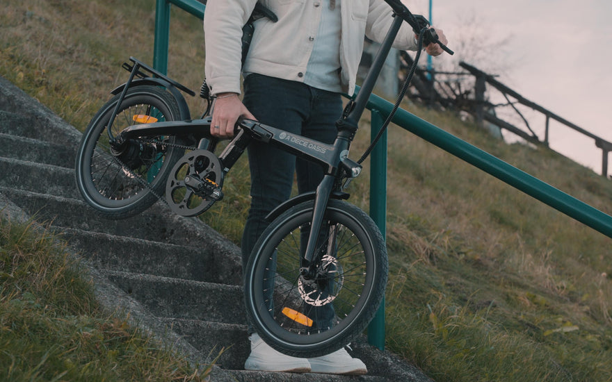 Compare step-through vs step-over e-bikes for UK commuting. Discover which frame suits your lifestyle, with insights on lightweight folding e-bike design and ADO Air Carbon features.