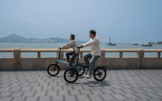 Top 5 Features UK Commuters Look for in an E-Bike: Brands That Deliver