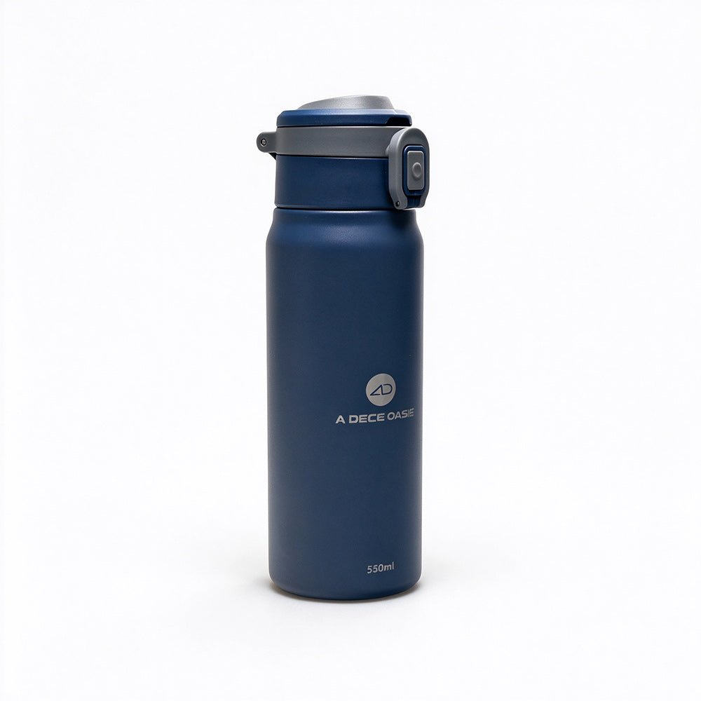 Front view of the dark blue ADO AQS Mag insulated water bottle set with a 550ml capacity, durable 304 stainless steel body, and a secure flip-top lid.Dark blue