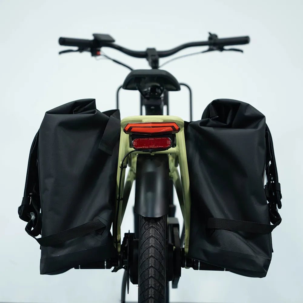 ADO rear rack backpack mounted on an e-bike